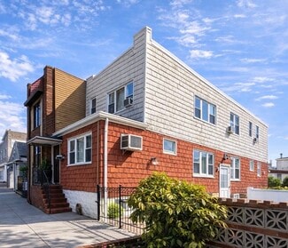 Plus de détails pour 7215 73rd St, Glendale, NY - Terrain à vendre