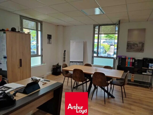 Plus de détails pour Bureau à louer