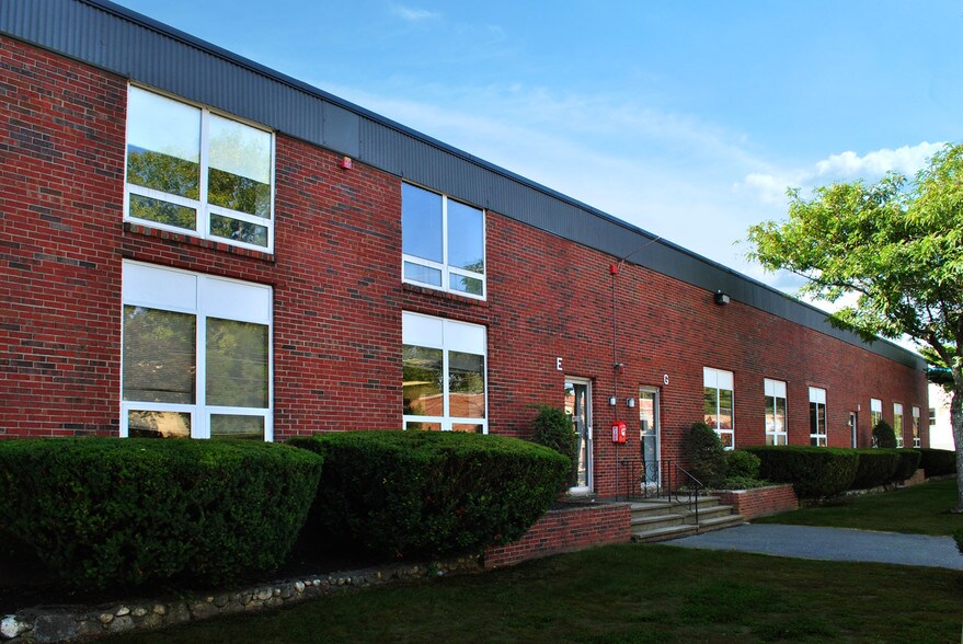 30-32 6th Rd, Woburn, MA à louer - Photo de l’immeuble – Image 1 sur 14