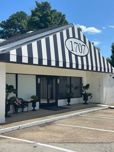 1707 Commonwealth Ave, Richmond, VA à louer - Photo de l’immeuble – Image 2 sur 7