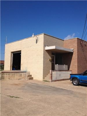 2535 Farrington St, Dallas, TX à louer Photo principale– Image 1 sur 5