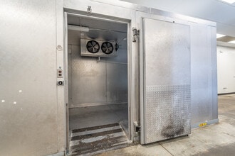 630 W Highway 50, O'Fallon, IL à louer Photo intérieure– Image 2 sur 14