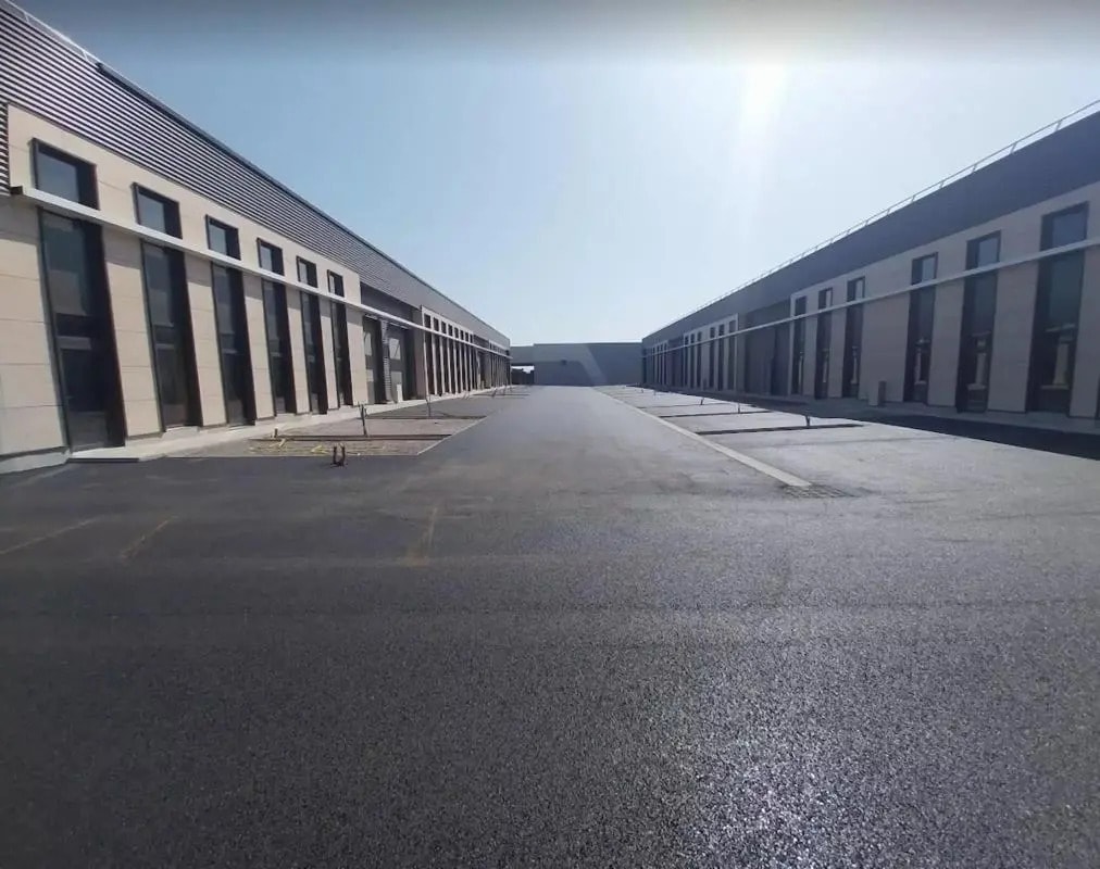 Industriel/Logistique dans Gallargues-le-Montueux à louer Photo de l’immeuble– Image 1 sur 5