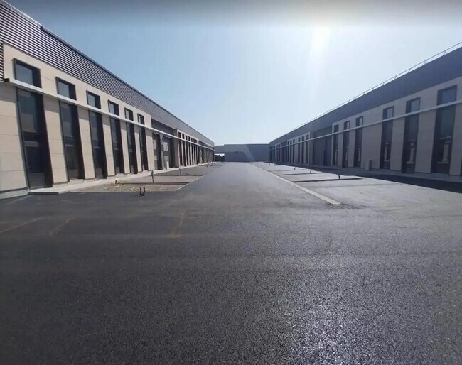 Plus de détails pour Industriel/Logistique à louer