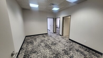 20800 Southfield Rd, Southfield, MI à louer Photo intérieure– Image 1 sur 3