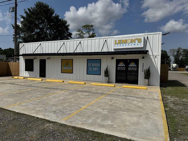 3920 Twin City Hwy, Nederland, TX à vendre - Photo de l’immeuble – Image 3 sur 34
