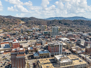 29 Page Ave, Asheville, NC - VUE AÉRIENNE  vue de carte - Image1