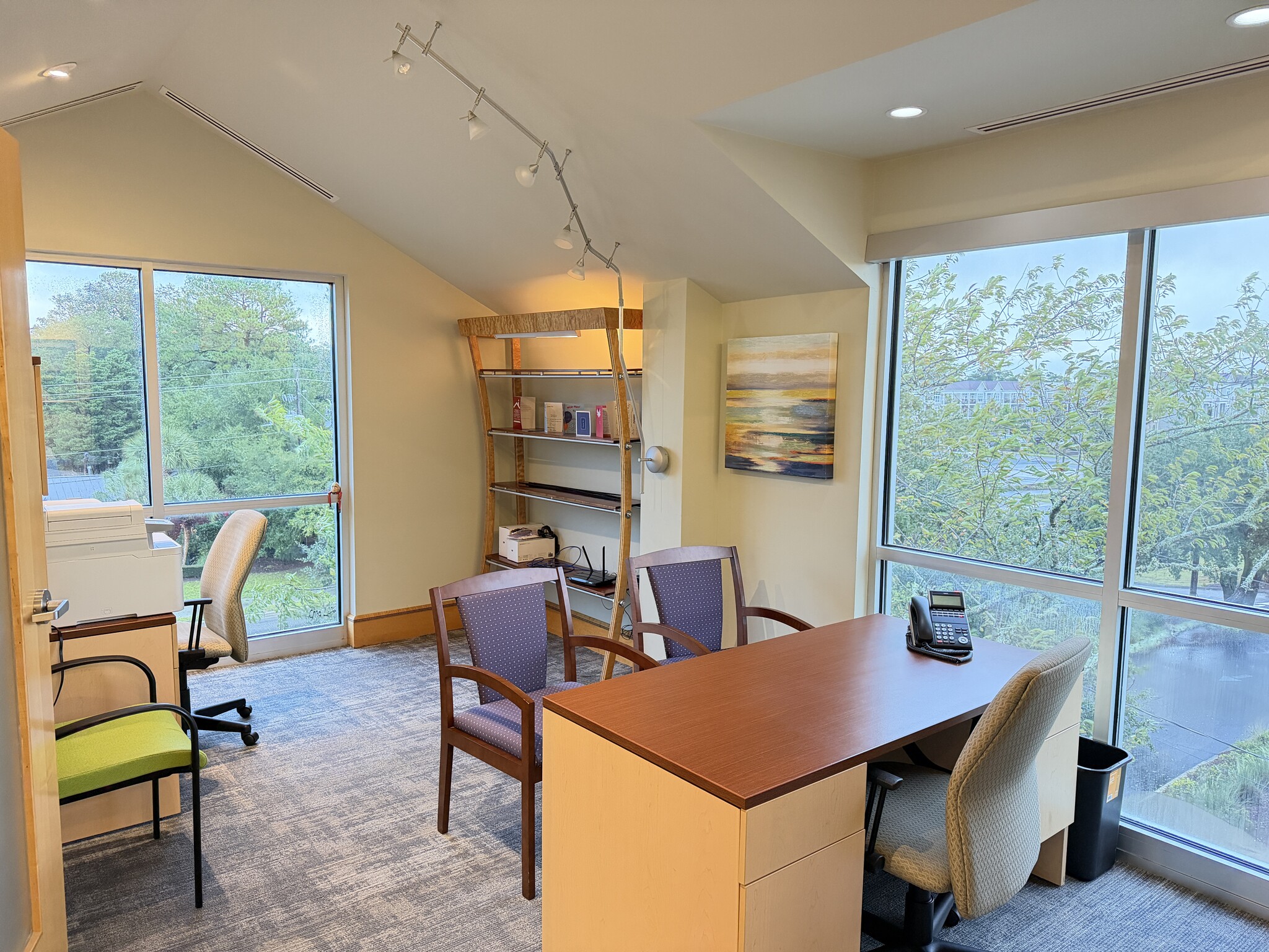 2018 Eastwood Rd, Wilmington, NC à louer Photo intérieure– Image 1 sur 14