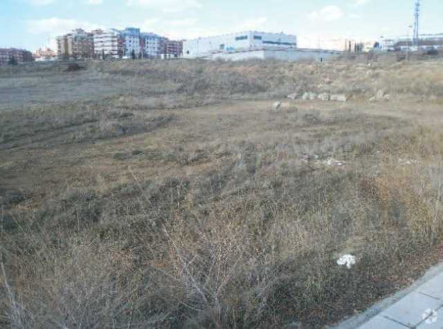 Terrain dans Ávila, Ávila à vendre - Photo principale – Image 1 sur 3