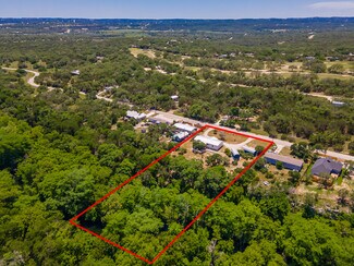 Plus de détails pour 9130 Rebecca Creek Rd, Spring Branch, TX - Spécialisé à vendre