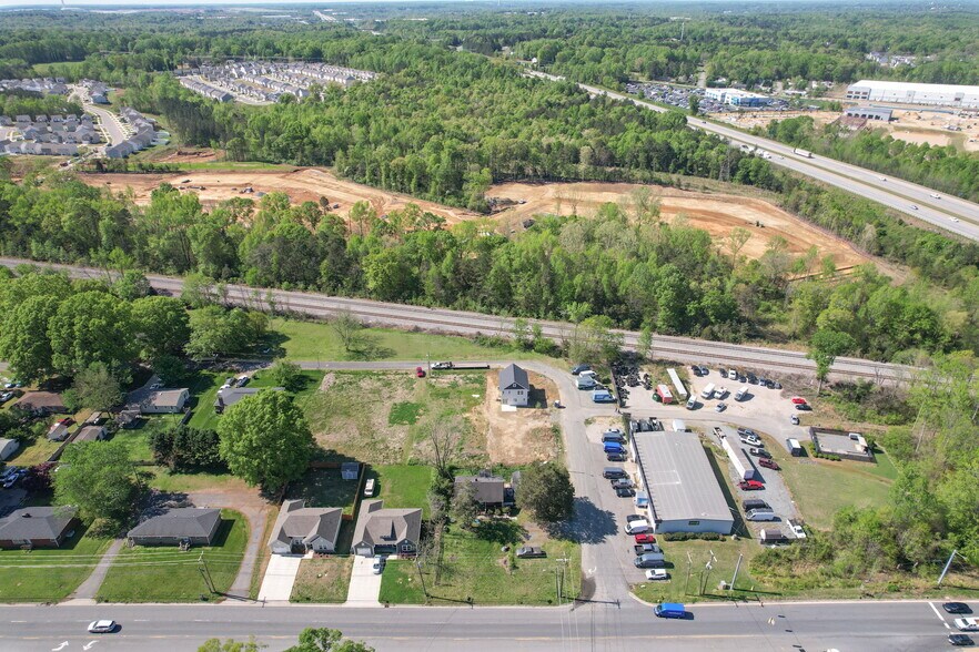 9229 Mount Holly Rd, Charlotte, NC à vendre - Photo de l’immeuble – Image 2 sur 8
