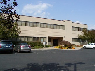 Plus de détails pour 3103 Hulmeville Rd, Bensalem, PA - Bureau à louer