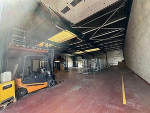 20 Rue Des Cerisiers, Lisses à louer Photo intérieure– Image 2 sur 3