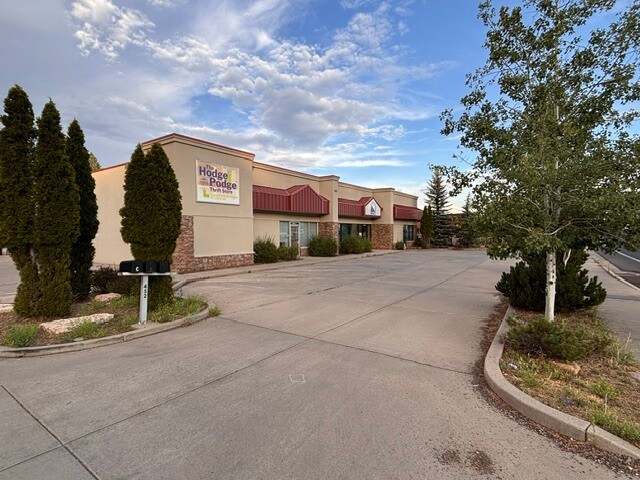 452 N Switzer Canyon Dr, Flagstaff, AZ à louer - Photo de l’immeuble – Image 1 sur 21