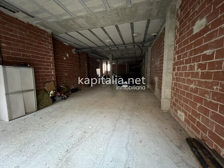 Industriel/Logistique dans La Llosa de Ranes, Valencia à vendre - Photo de l’immeuble – Image 2 sur 4