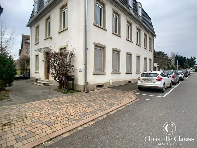 Plus de détails pour 3 Rue Moyaux, Benfeld - Bureau à louer