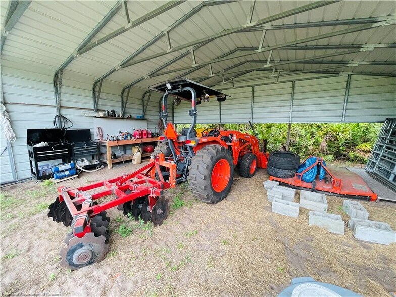 17470 County Road 731, Venus, FL à vendre - Photo de l’immeuble – Image 3 sur 32