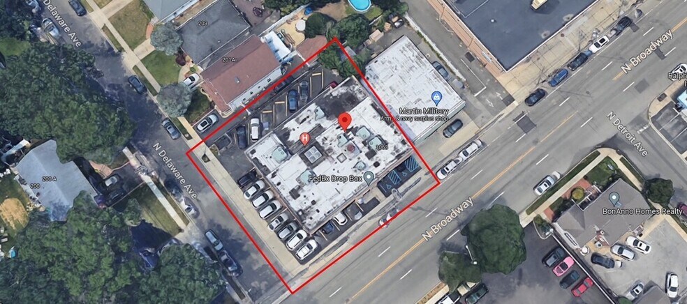 1061 N Broadway, Massapequa, NY à vendre - Aérien – Image 2 sur 36