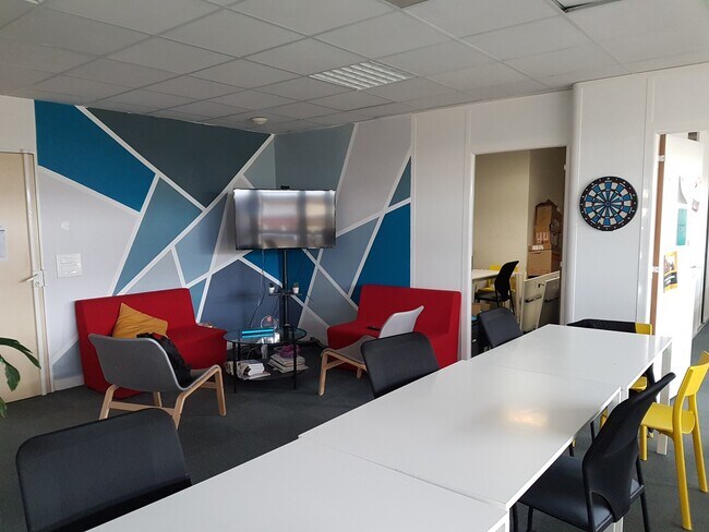 Plus de détails pour Bureau à louer