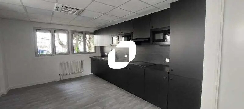 Bureau dans Paris à louer - Photo de l’immeuble – Image 2 sur 9