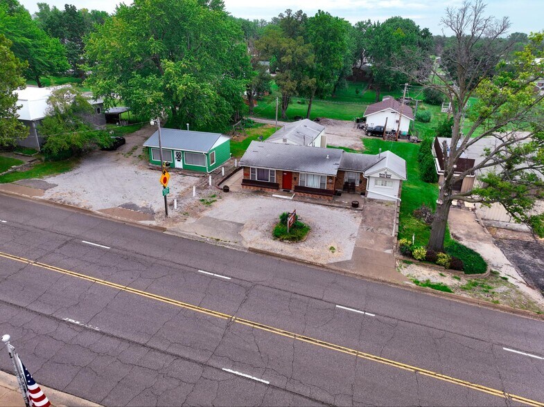 226 E 15th St, Horton, KS à vendre - Photo de l’immeuble – Image 2 sur 7