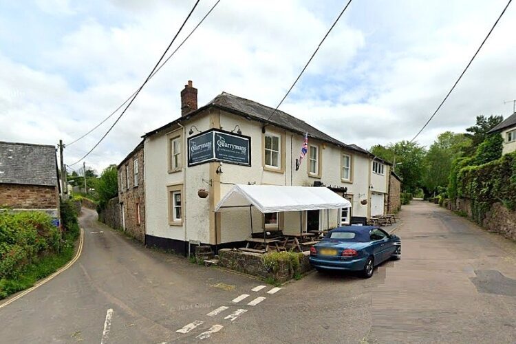 Briton St, Bampton à vendre - Photo de l’immeuble – Image 3 sur 4