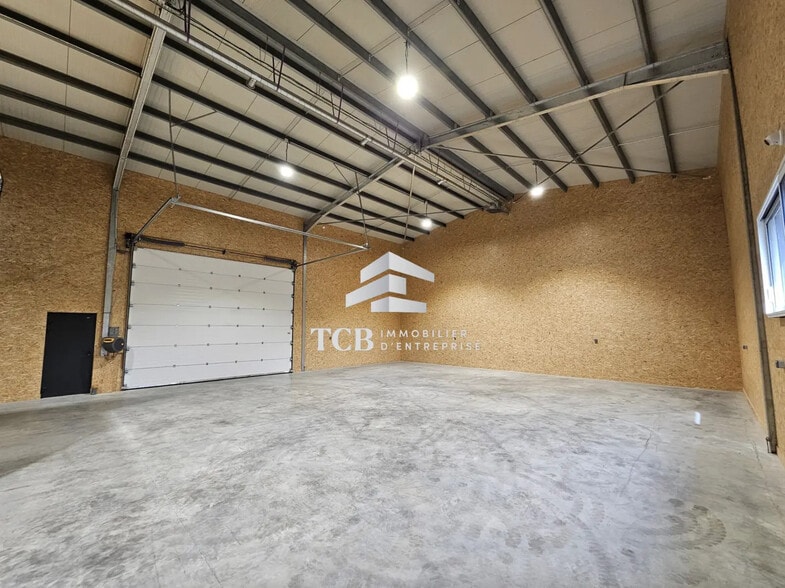 Local d’activités dans Cordemais à louer - Photo intérieure – Image 2 sur 9