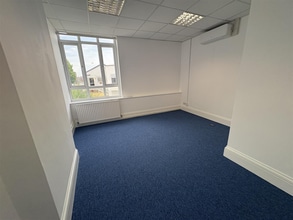 12-14 Weir Rd, Londres à louer Photo intérieure– Image 2 sur 3