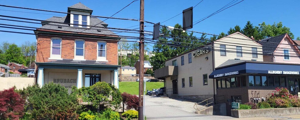 213 Freeport Rd, Pittsburgh, PA à vendre - Photo de l’immeuble – Image 2 sur 2