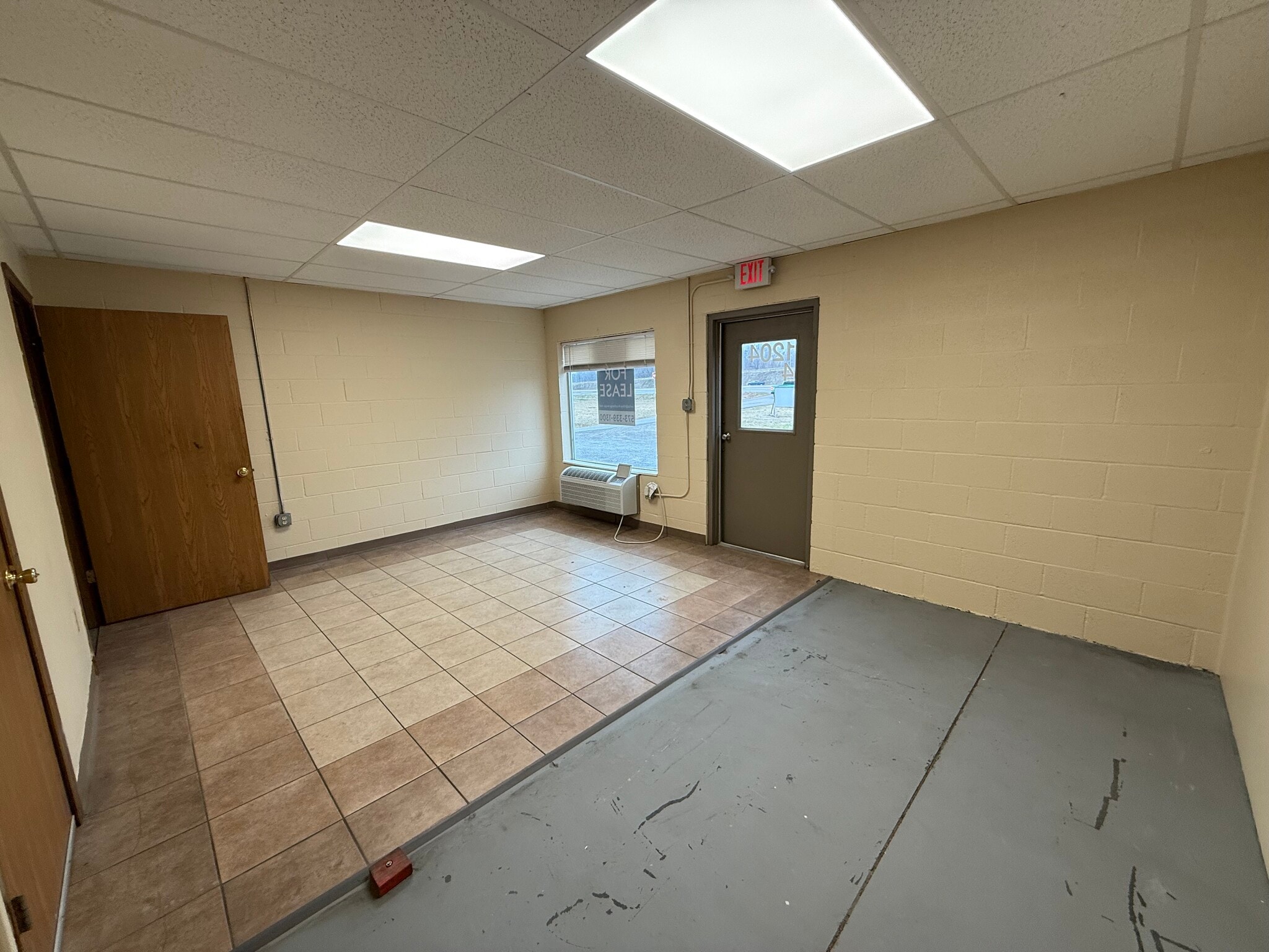 1204 Meadowbrook Dr, Cape Girardeau, MO à louer Photo intérieure– Image 1 sur 4