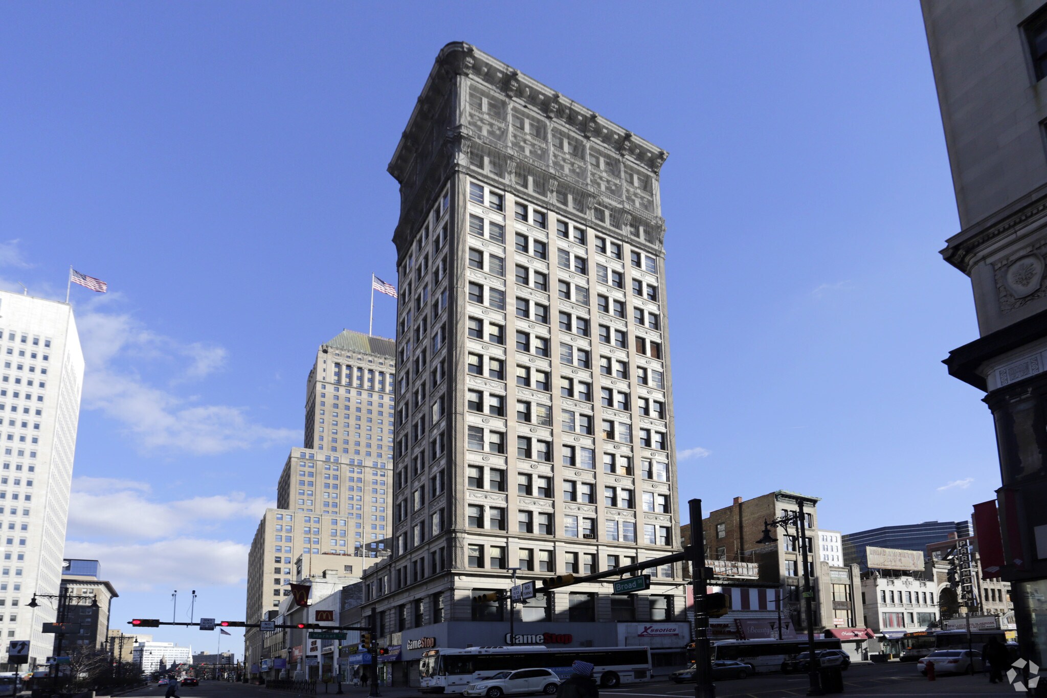 786 Broad St, Newark, NJ à louer Photo principale– Image 1 sur 7