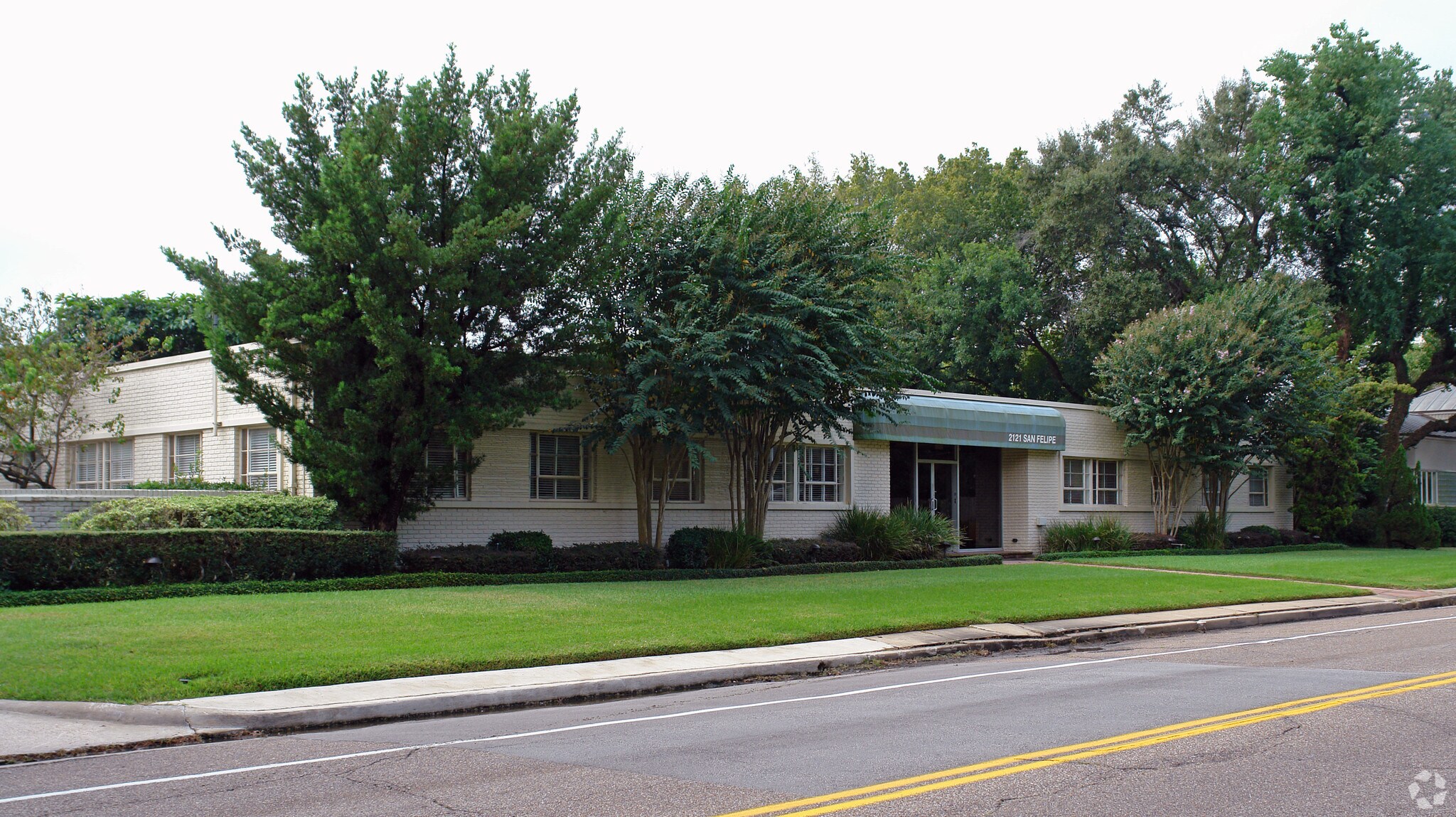 2121 San Felipe St, Houston, TX à louer Photo principale– Image 1 sur 4