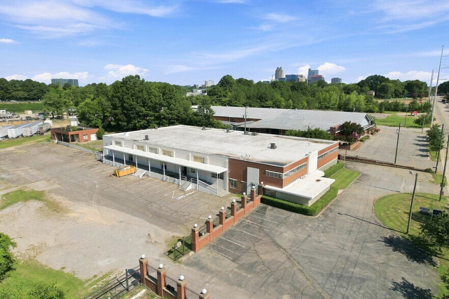 1512 Garner Rd, Raleigh, NC à louer - Photo de l’immeuble – Image 1 sur 72