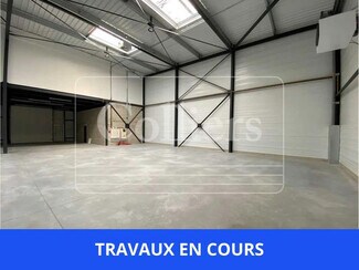 Plus de détails pour Local d’activités à vendre