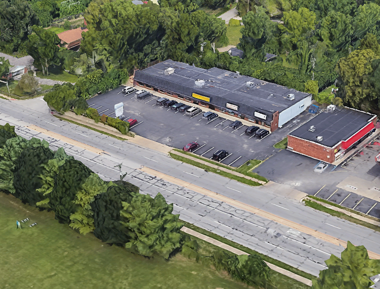 4221 N Emerson Ave, Indianapolis, IN à louer - Photo de l’immeuble – Image 2 sur 7