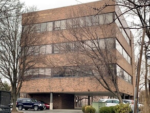 290 Vincent St, Hackensack, NJ à louer Photo de l’immeuble– Image 1 sur 1