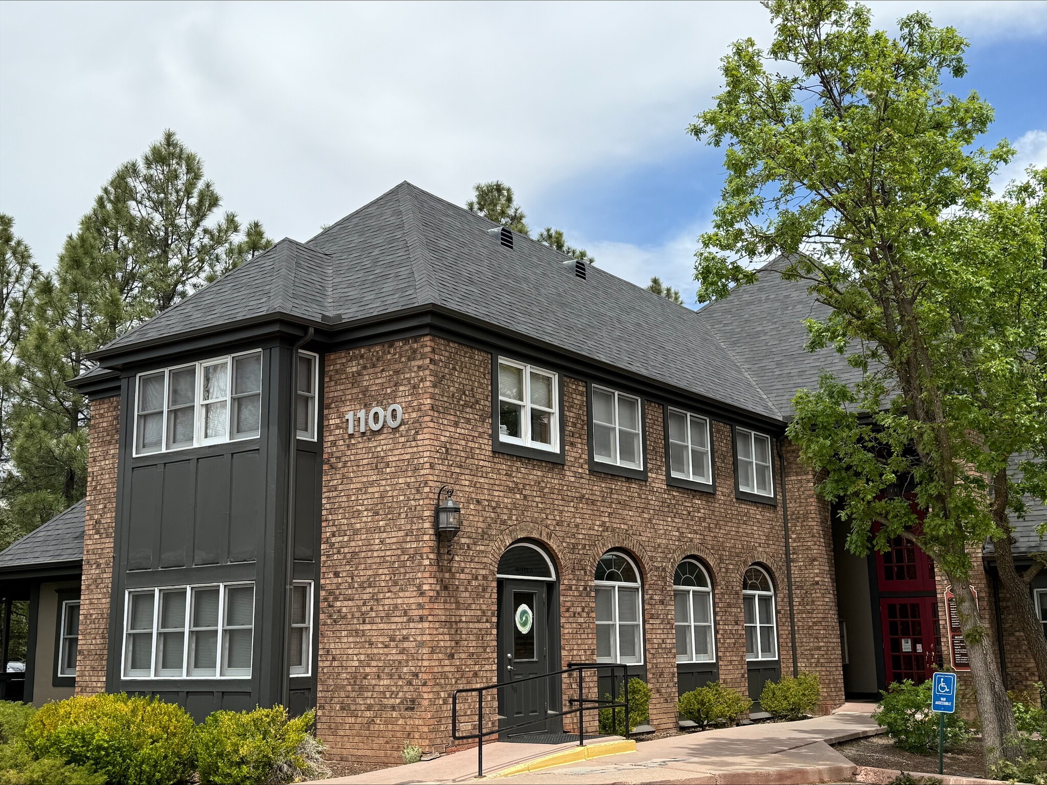 1100 N San Francisco St, Flagstaff, AZ à louer Photo de l’immeuble– Image 1 sur 4