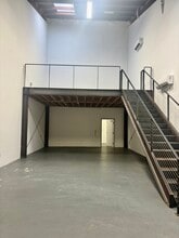 361 Vernon Ave, Venice, CA à louer Photo intérieure– Image 2 sur 2