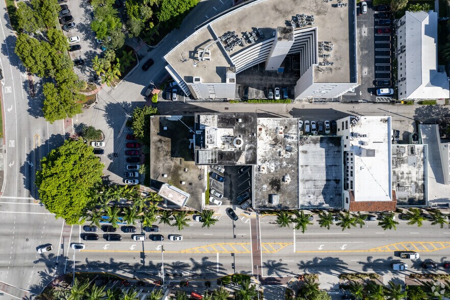 975 Arthur Godfrey Rd, Miami Beach, FL à louer - Aérien – Image 3 sur 6