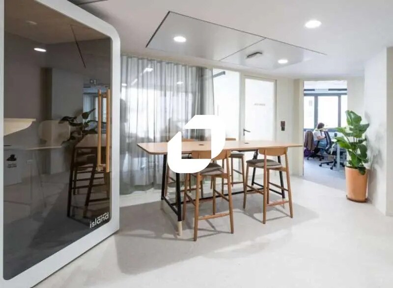 Bureau dans Paris à louer - Photo de l’immeuble – Image 2 sur 9