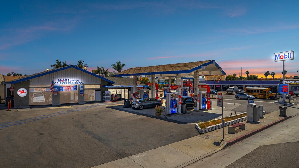 3400 E Anaheim St, Long Beach, CA à vendre - Photo de l’immeuble – Image 3 sur 6