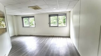 Plus de détails pour 12 Boulevard Louise Michel, Évry - Bureau à louer