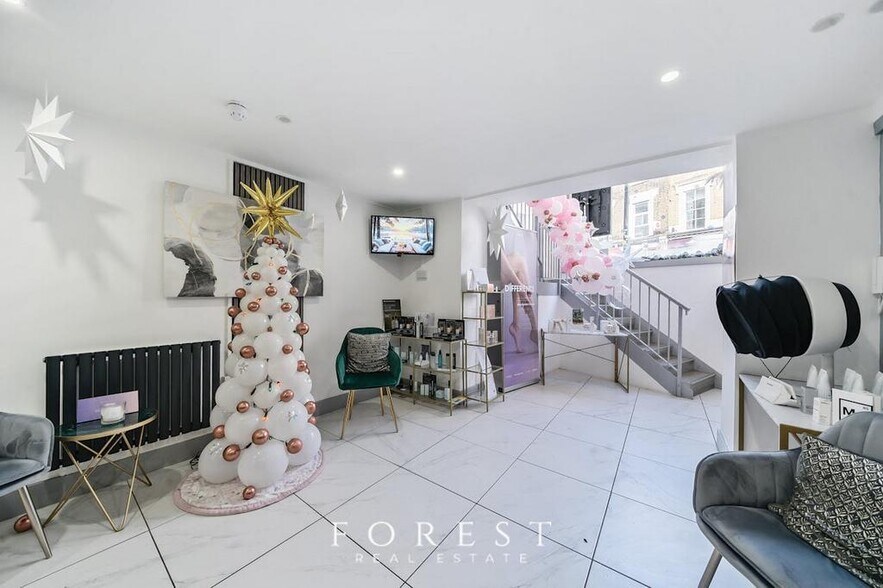 13 Brecknock Rd, Londres à vendre - Photo de l’immeuble – Image 3 sur 13