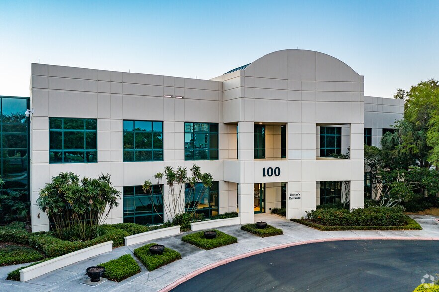160 Fountain Pky, Saint Petersburg, FL à louer - Photo principale – Image 1 sur 3