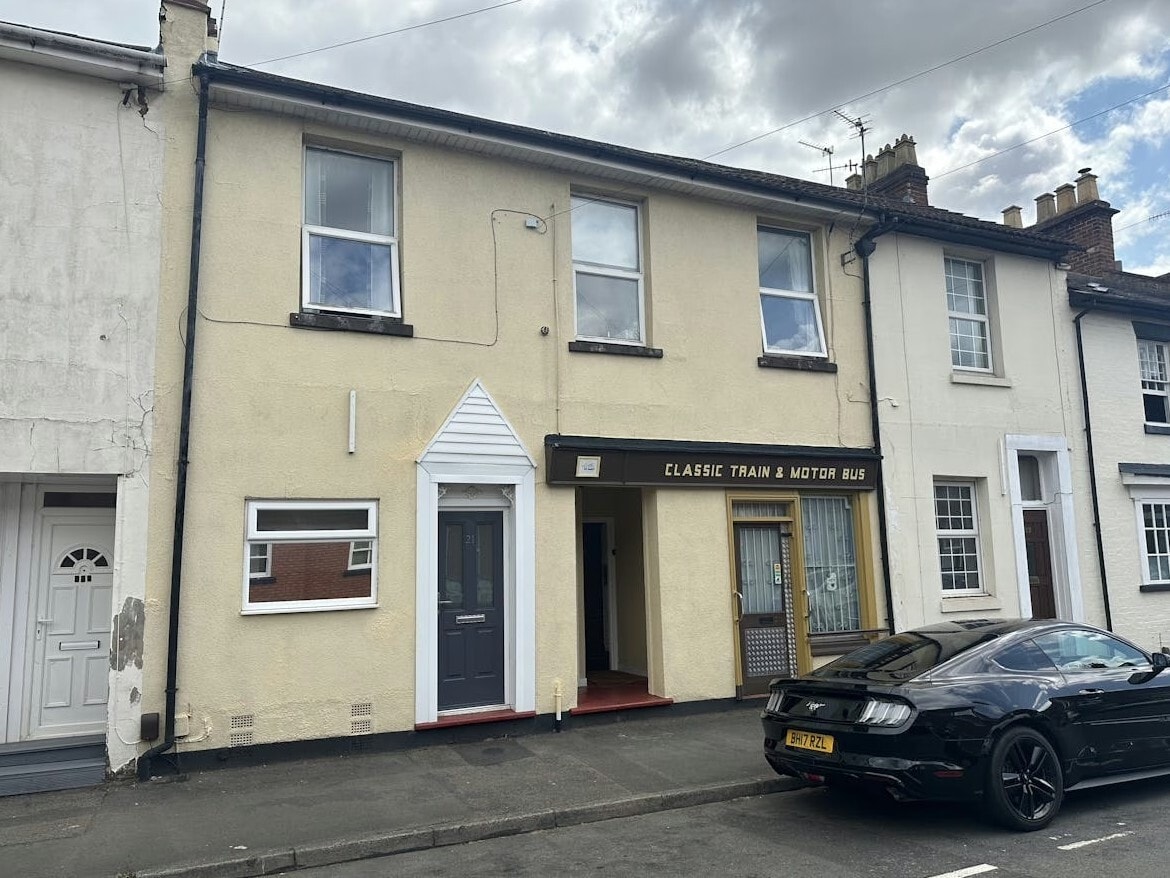 21B George St, Leamington Spa à vendre Photo principale– Image 1 sur 2