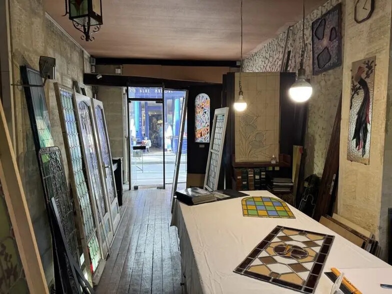 Local commercial dans Bordeaux à vendre - Photo de l’immeuble – Image 2 sur 7