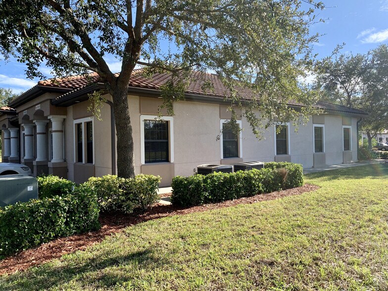 5225-5229 Office Park Blvd, Bradenton, FL à vendre - Photo de l’immeuble – Image 3 sur 6