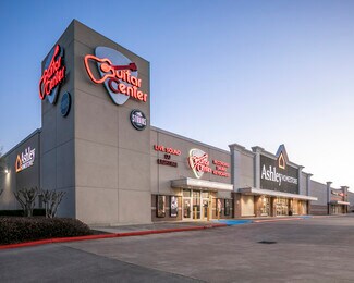 Plus de détails pour 5120 Fairmont Pky, Pasadena, TX - Local commercial à louer