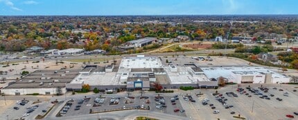 2200 W War Memorial Dr, Peoria, IL - Vue aérienne vue de carte - Image1