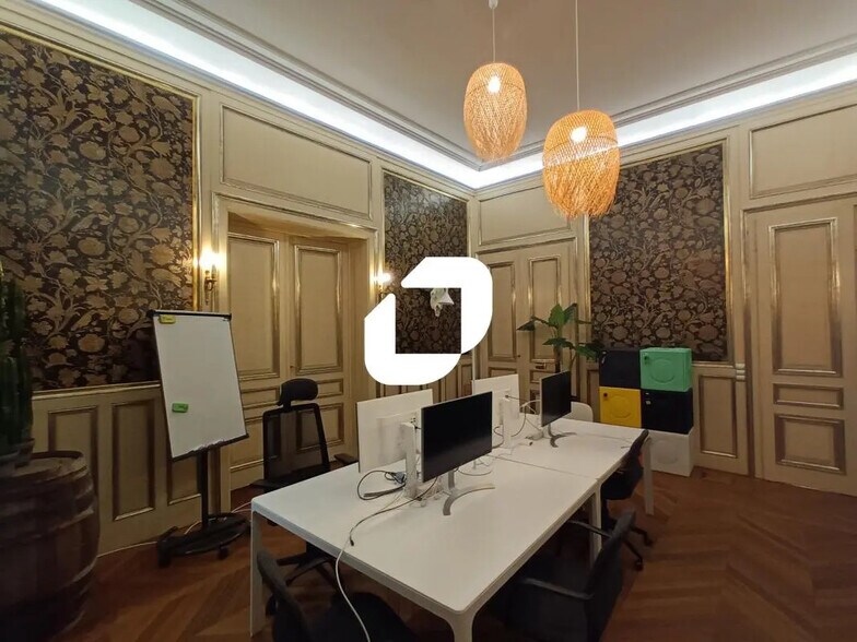 Bureau dans Lille à louer - Photo de l’immeuble – Image 3 sur 7
